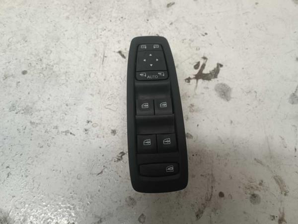 BOUTON LEVE VITRE RENAULT - Vue 1